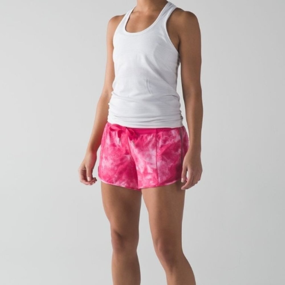 Lululemon Hotty Hot Short